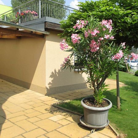 Ferienwohnung Rohrwallinsel Koepenick Берлін Екстер'єр фото